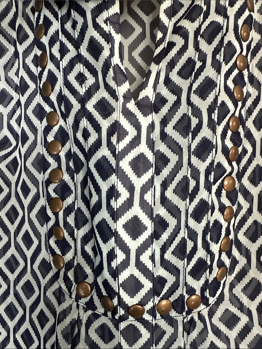 41 Hawthorn Navy & White Geometric V-Neck Tunic with Stud Detail - Picture 3 of 3